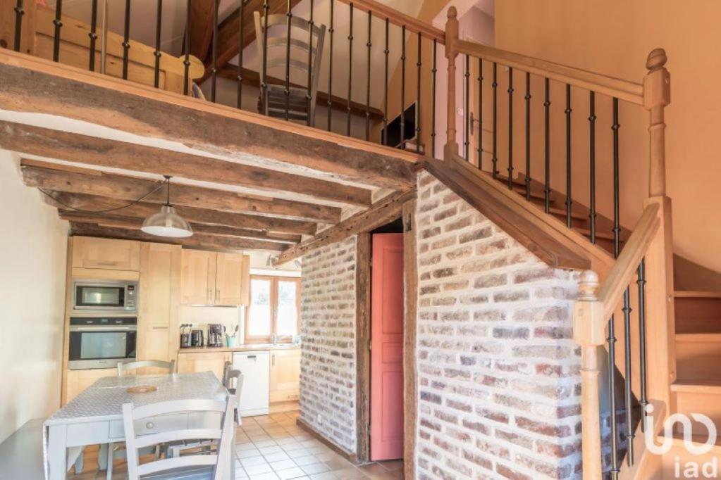 Les Pins - Maison Avec Parking Ferme Et Jardin Commun Au Calme *